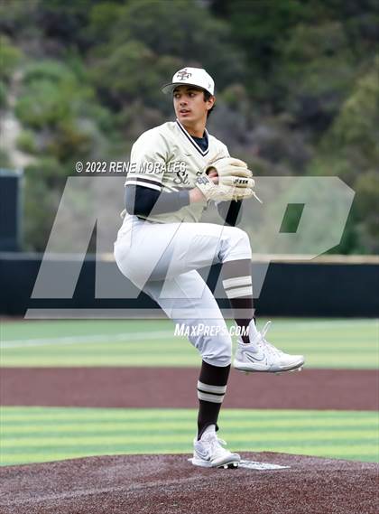 Thumbnail 3 in Chaminade vs St. Francis photogallery.
