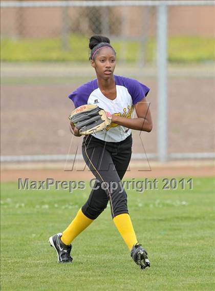 Thumbnail 3 in Armijo vs. Center (River City Tournament) photogallery.