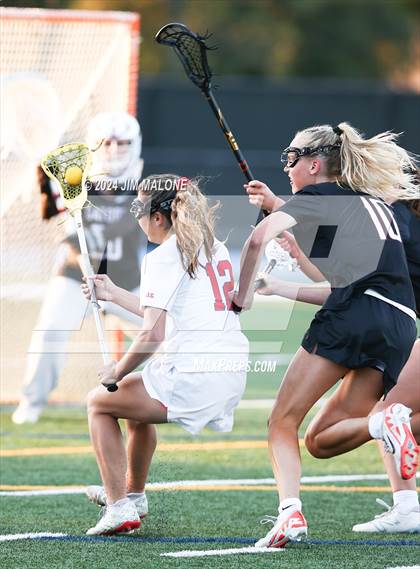 Thumbnail 2 in St. Ignatius College Preparatory vs. Sacred Heart Prep (CIFCCS D1 Championship) photogallery.