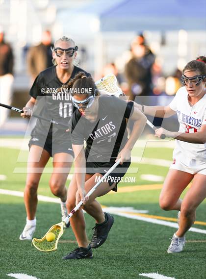 Thumbnail 3 in St. Ignatius College Preparatory vs. Sacred Heart Prep (CIFCCS D1 Championship) photogallery.