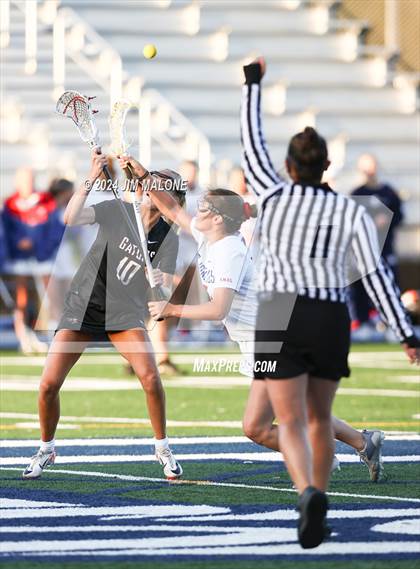 Thumbnail 3 in St. Ignatius College Preparatory vs. Sacred Heart Prep (CIFCCS D1 Championship) photogallery.