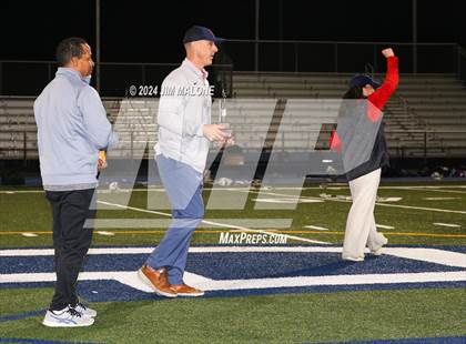 Thumbnail 2 in St. Ignatius College Preparatory vs. Sacred Heart Prep (CIFCCS D1 Championship) photogallery.