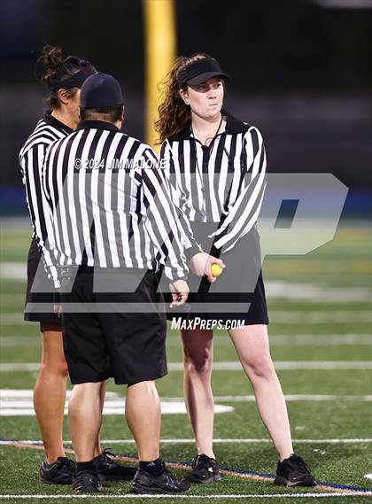 Thumbnail 3 in St. Ignatius College Preparatory vs. Sacred Heart Prep (CIFCCS D1 Championship) photogallery.