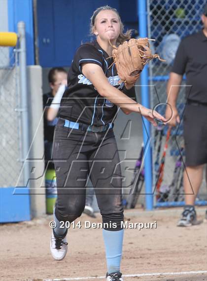 Thumbnail 2 in Mountain Range vs. Pine Creek (CHSAA 5A Regional Playoff) photogallery.