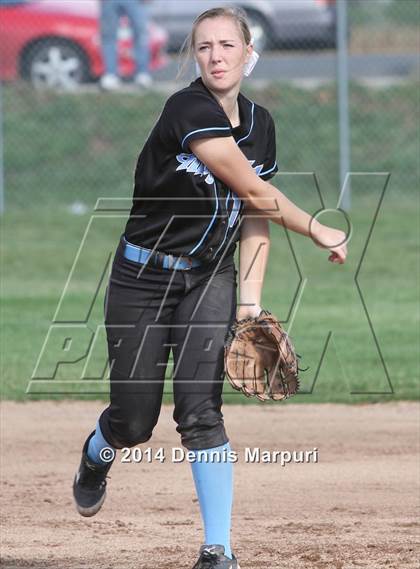 Thumbnail 3 in Mountain Range vs. Pine Creek (CHSAA 5A Regional Playoff) photogallery.