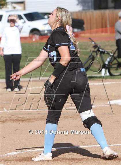 Thumbnail 2 in Mountain Range vs. Pine Creek (CHSAA 5A Regional Playoff) photogallery.