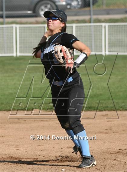 Thumbnail 2 in Mountain Range vs. Pine Creek (CHSAA 5A Regional Playoff) photogallery.