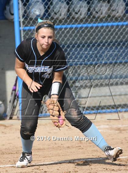 Thumbnail 3 in Mountain Range vs. Pine Creek (CHSAA 5A Regional Playoff) photogallery.