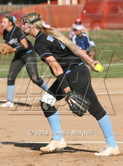 Thumbnail 2 in Mountain Range vs. Pine Creek (CHSAA 5A Regional Playoff) photogallery.