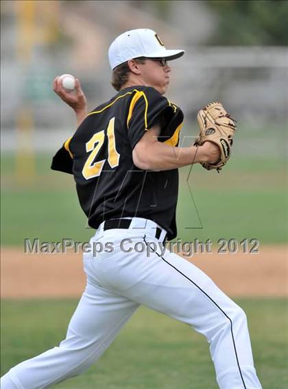Thumbnail 1 in Alemany vs. Galena (Hard 9 National Classic) photogallery.