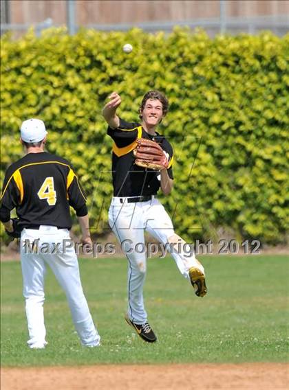 Thumbnail 1 in Alemany vs. Galena (Hard 9 National Classic) photogallery.