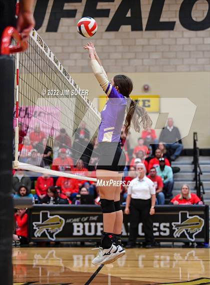 Thumbnail 1 in Burton vs Holland (UIL 2A Region 4 BI-District Playoff) photogallery.
