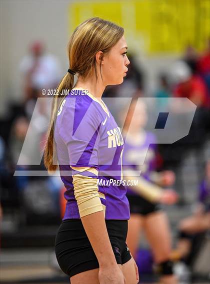 Thumbnail 2 in Burton vs Holland (UIL 2A Region 4 BI-District Playoff) photogallery.