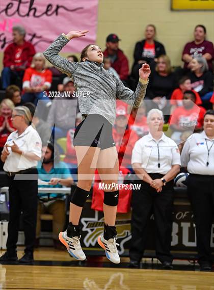 Thumbnail 1 in Burton vs Holland (UIL 2A Region 4 BI-District Playoff) photogallery.