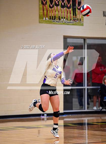 Thumbnail 2 in Burton vs Holland (UIL 2A Region 4 BI-District Playoff) photogallery.