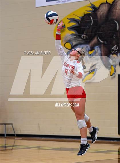 Thumbnail 1 in Burton vs Holland (UIL 2A Region 4 BI-District Playoff) photogallery.