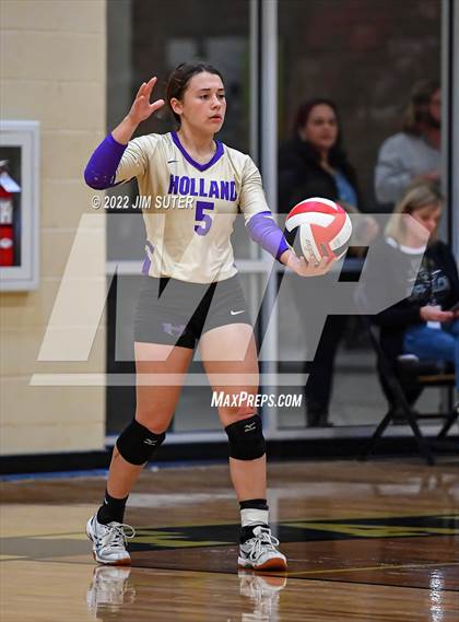 Thumbnail 3 in Burton vs Holland (UIL 2A Region 4 BI-District Playoff) photogallery.