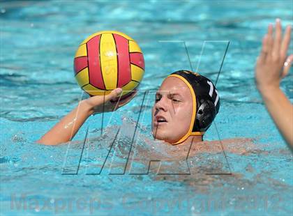 Thumbnail 1 in Palos Verdes Peninsula vs Fountain Valley (TRX Weisz Cup) photogallery.