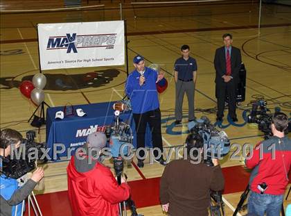 Thumbnail 2 in National Player of the Year ceremony (Dano Graves) photogallery.