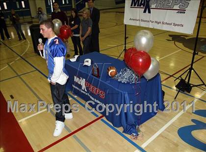 Thumbnail 2 in National Player of the Year ceremony (Dano Graves) photogallery.