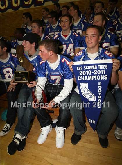 Thumbnail 1 in National Player of the Year ceremony (Dano Graves) photogallery.