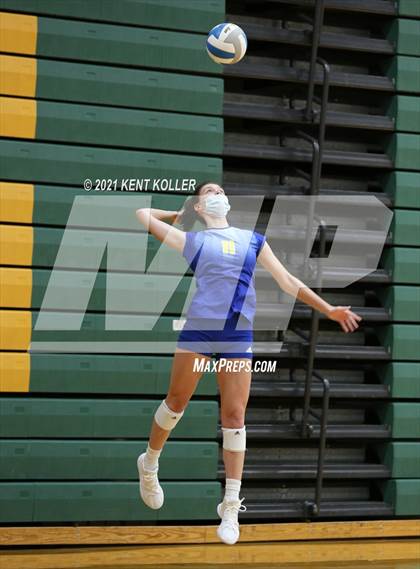 Thumbnail 2 in Marian vs. Stoney Creek (Notre Dame Prep) photogallery.