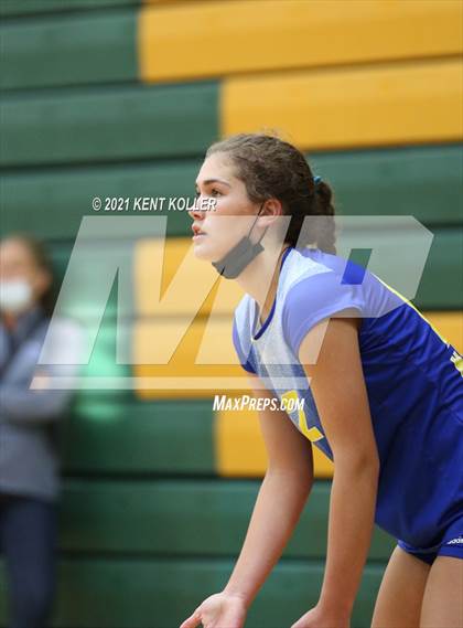 Thumbnail 3 in Marian vs. Stoney Creek (Notre Dame Prep) photogallery.