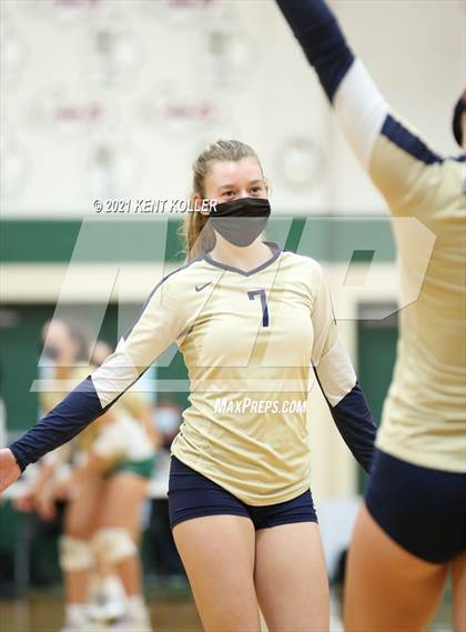 Thumbnail 2 in Marian vs. Stoney Creek (Notre Dame Prep) photogallery.