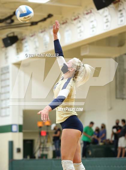 Thumbnail 1 in Marian vs. Stoney Creek (Notre Dame Prep) photogallery.