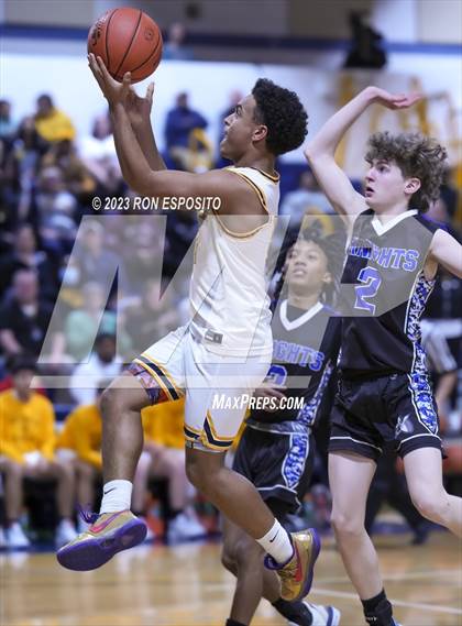 Thumbnail 1 in Bridgehampton vs Smithtown Christian (NYSPHSAA Section 11 Class D Final) photogallery.