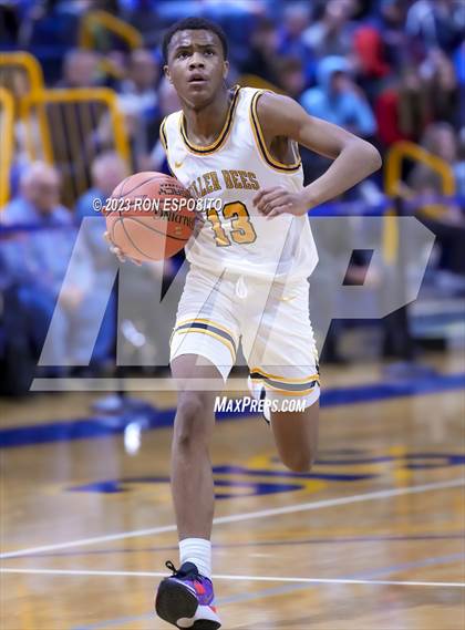 Thumbnail 2 in Bridgehampton vs Smithtown Christian (NYSPHSAA Section 11 Class D Final) photogallery.