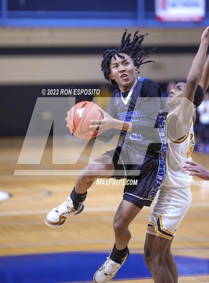 Thumbnail 2 in Bridgehampton vs Smithtown Christian (NYSPHSAA Section 11 Class D Final) photogallery.