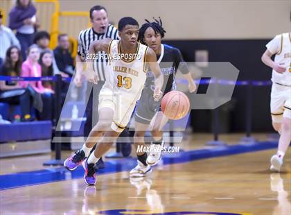 Thumbnail 2 in Bridgehampton vs Smithtown Christian (NYSPHSAA Section 11 Class D Final) photogallery.