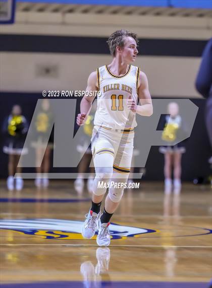 Thumbnail 2 in Bridgehampton vs Smithtown Christian (NYSPHSAA Section 11 Class D Final) photogallery.