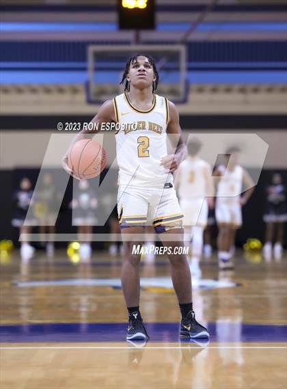 Thumbnail 3 in Bridgehampton vs Smithtown Christian (NYSPHSAA Section 11 Class D Final) photogallery.