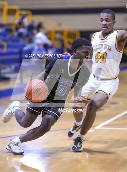 Thumbnail 3 in Bridgehampton vs Smithtown Christian (NYSPHSAA Section 11 Class D Final) photogallery.