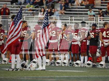 Thumbnail 2 in Notre Dame (SO) @ JSerra Catholic photogallery.
