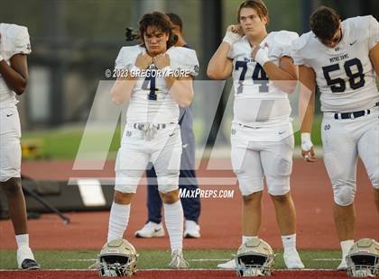 Thumbnail 3 in Notre Dame (SO) @ JSerra Catholic photogallery.