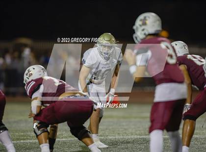 Thumbnail 3 in Notre Dame (SO) @ JSerra Catholic photogallery.