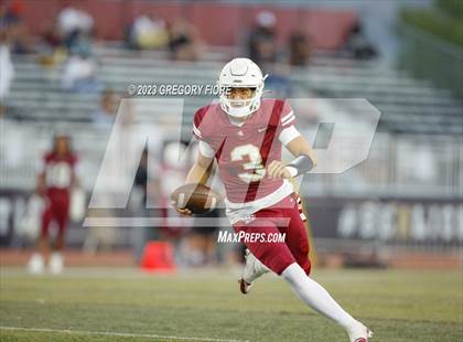 Thumbnail 1 in Notre Dame (SO) @ JSerra Catholic photogallery.