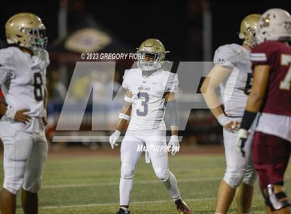 Thumbnail 2 in Notre Dame (SO) @ JSerra Catholic photogallery.
