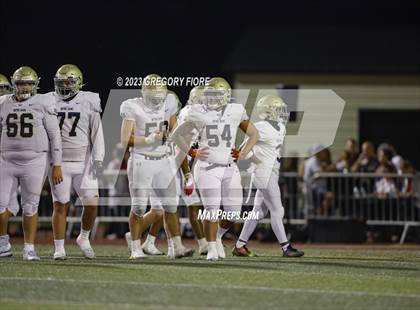 Thumbnail 2 in Notre Dame (SO) @ JSerra Catholic photogallery.