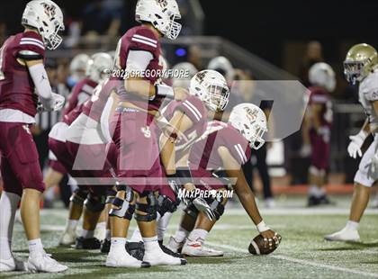 Thumbnail 3 in Notre Dame (SO) @ JSerra Catholic photogallery.