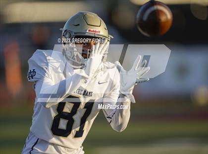 Thumbnail 2 in Notre Dame (SO) @ JSerra Catholic photogallery.
