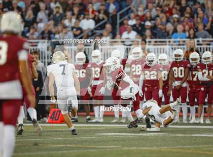 Thumbnail 2 in Notre Dame (SO) @ JSerra Catholic photogallery.