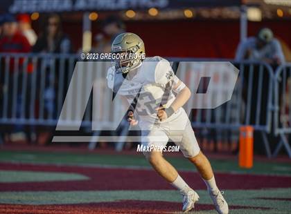 Thumbnail 2 in Notre Dame (SO) @ JSerra Catholic photogallery.