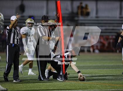Thumbnail 2 in Notre Dame (SO) @ JSerra Catholic photogallery.
