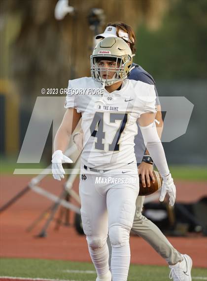 Thumbnail 2 in Notre Dame (SO) @ JSerra Catholic photogallery.