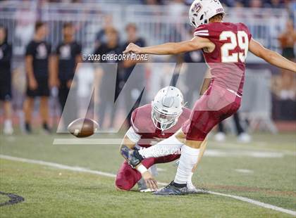 Thumbnail 3 in Notre Dame (SO) @ JSerra Catholic photogallery.
