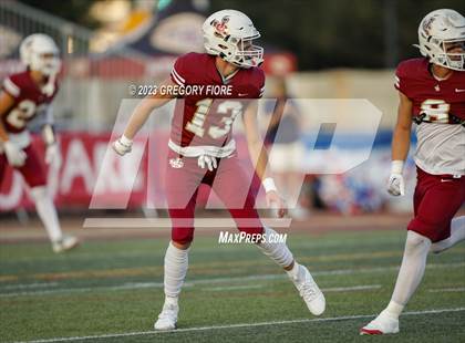 Thumbnail 2 in Notre Dame (SO) @ JSerra Catholic photogallery.